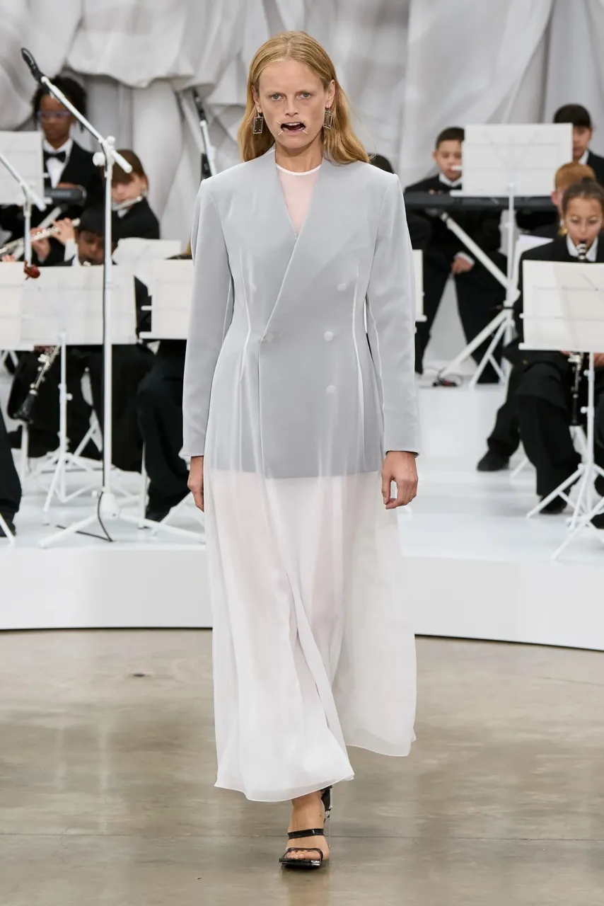 นางเเบบ Maison Margiela รันเวย์