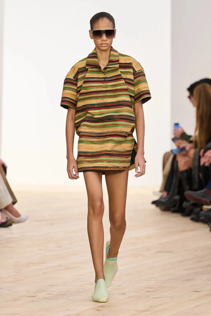 นางเเบบ LOEWE SS26
