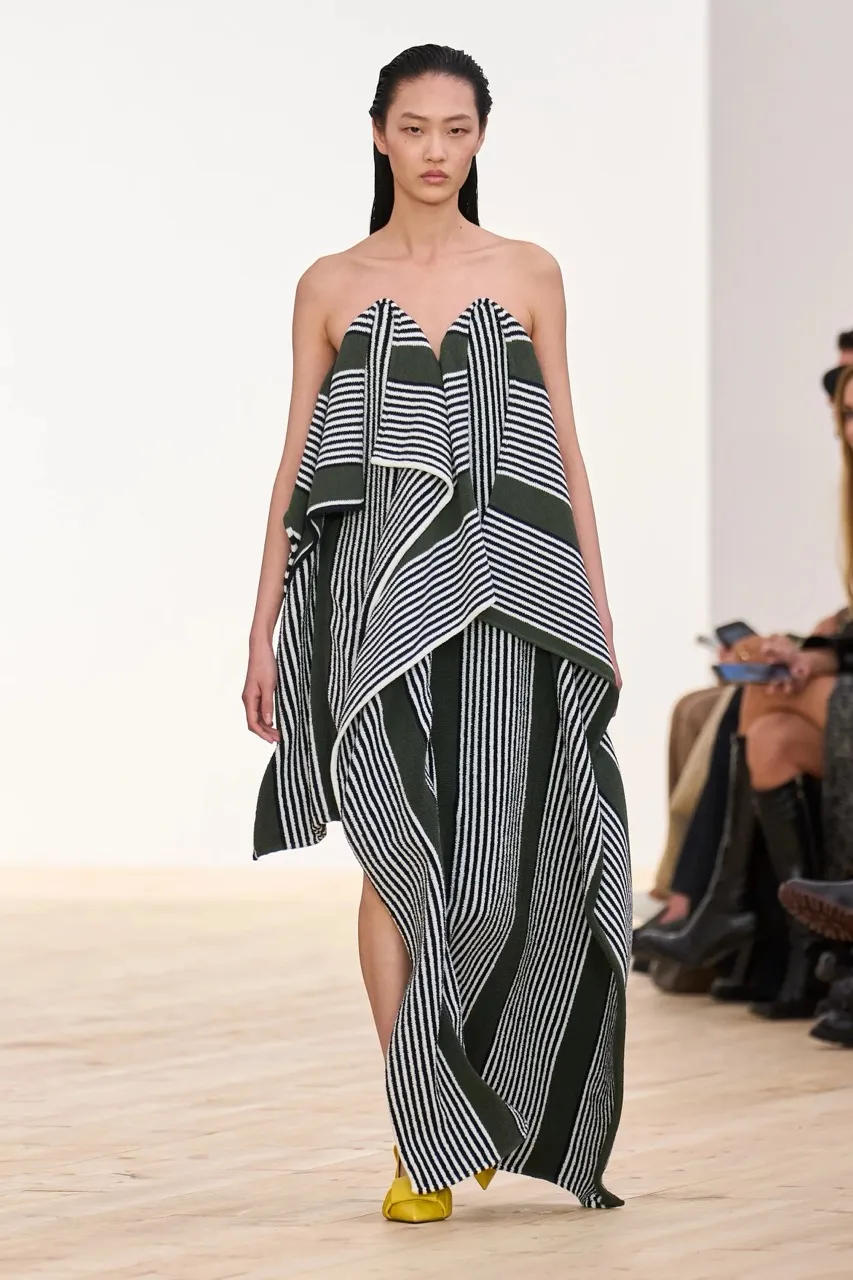 นางเเบบ LOEWE SS26