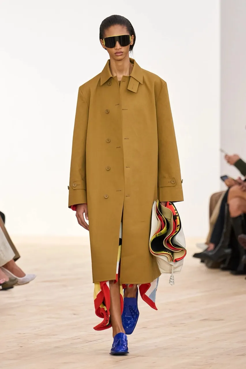นางเเบบ LOEWE SS26