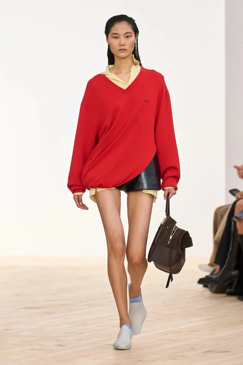 นางเเบบ LOEWE SS26