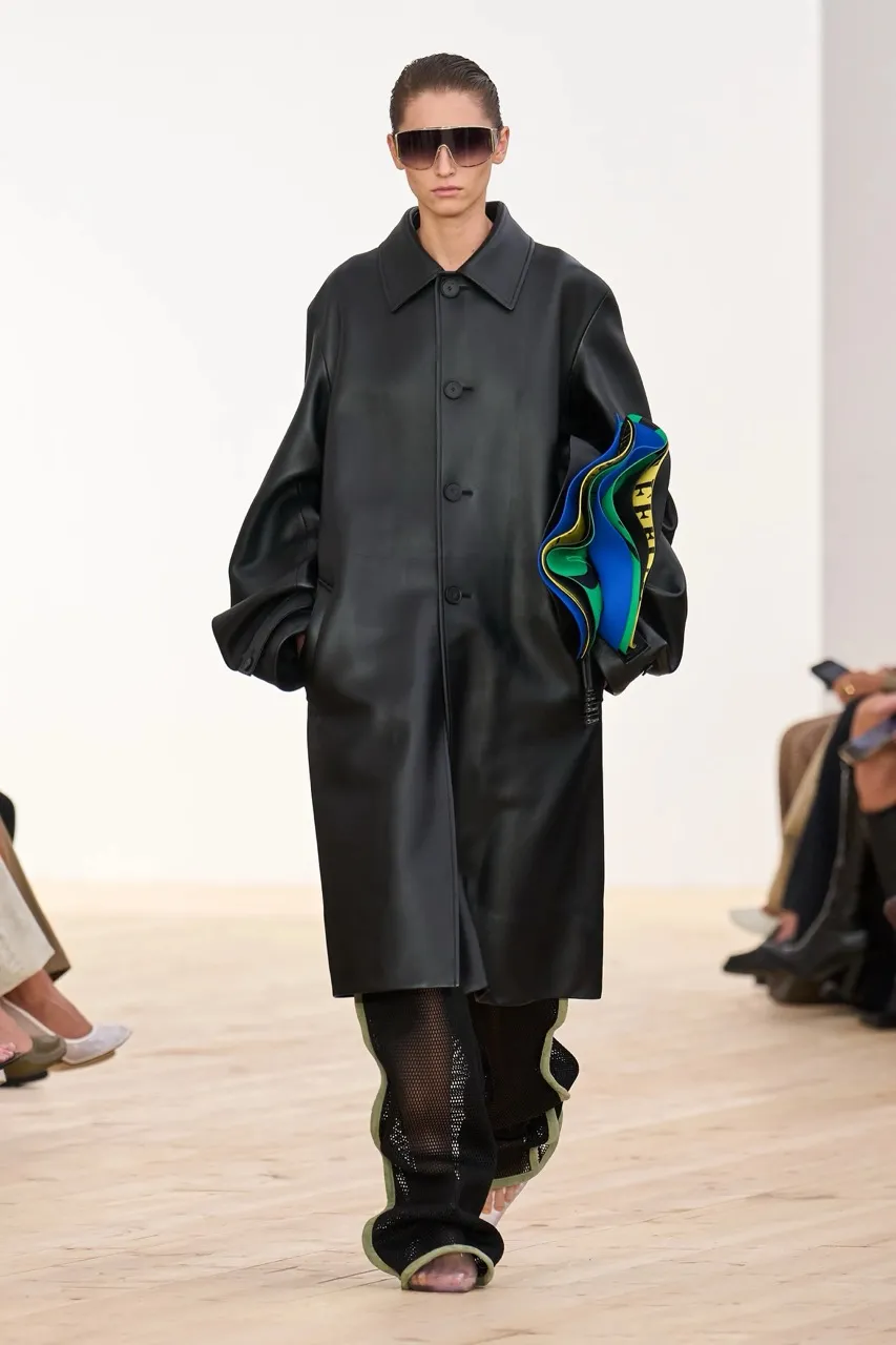นางเเบบ LOEWE SS26