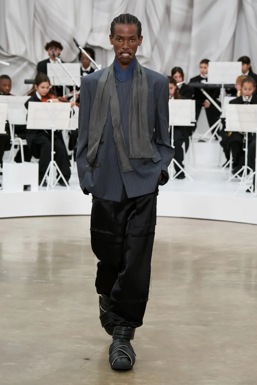 นางเเบบ Maison Margiela รันเวย์