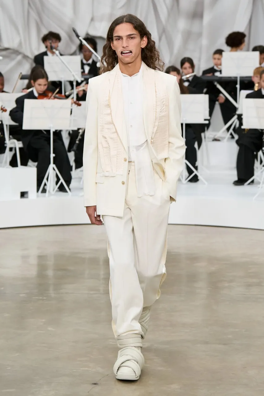 นางเเบบ Maison Margiela รันเวย์