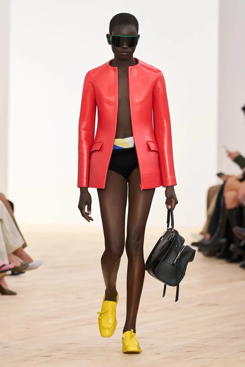 นางเเบบ LOEWE SS26
