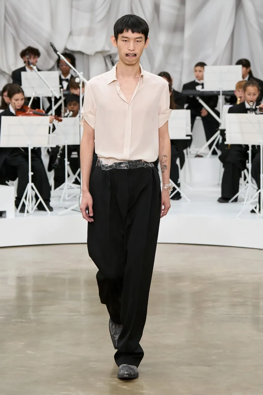 นางเเบบ Maison Margiela รันเวย์