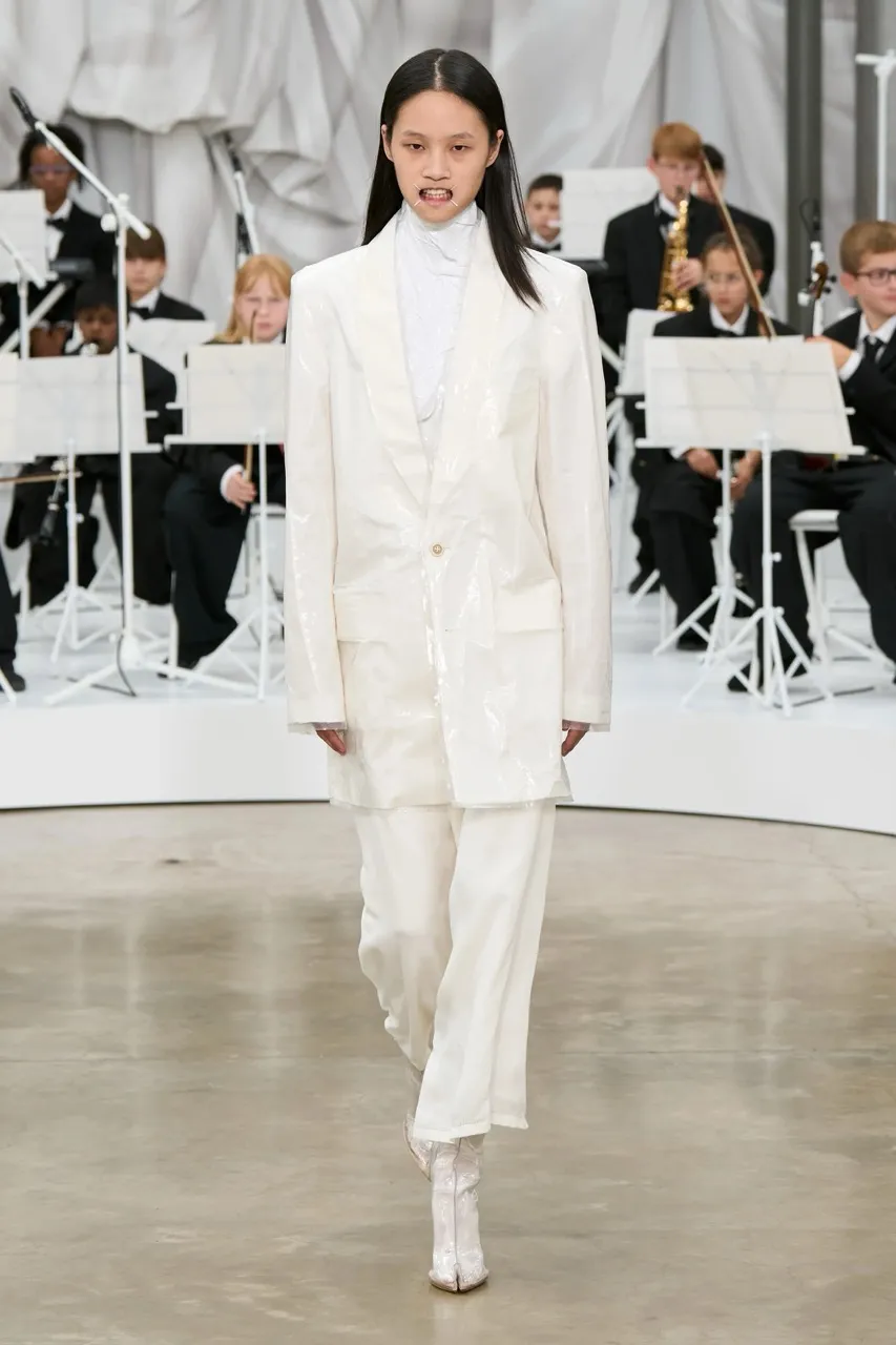 นางเเบบ Maison Margiela รันเวย์