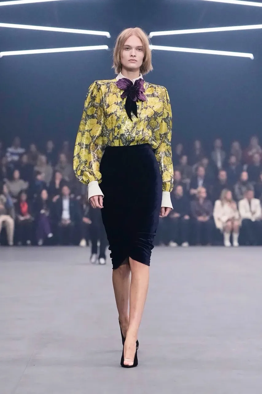นางเเบบบนรันเวย์ Maison Valentino คอลเล็กชั่นฤดูใบไม้ผลิ/ฤดูร้อน 2026 