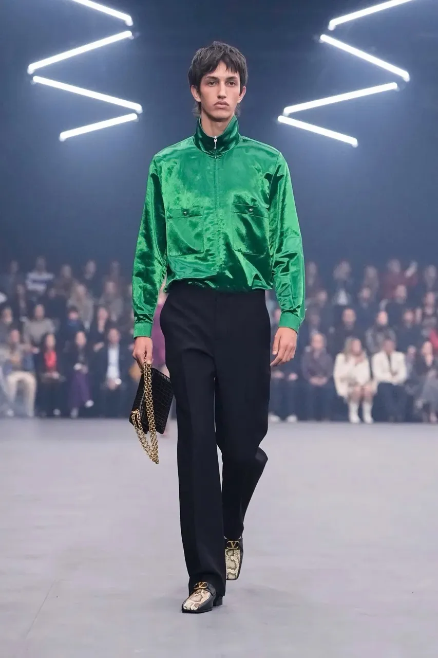 นางเเบบบนรันเวย์ Maison Valentino คอลเล็กชั่นฤดูใบไม้ผลิ/ฤดูร้อน 2026 