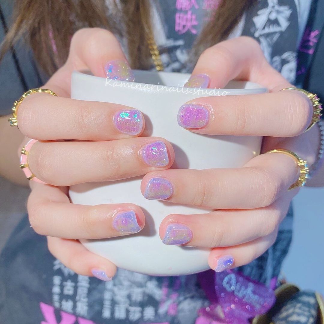 เล็บ สีลูกแก้ว