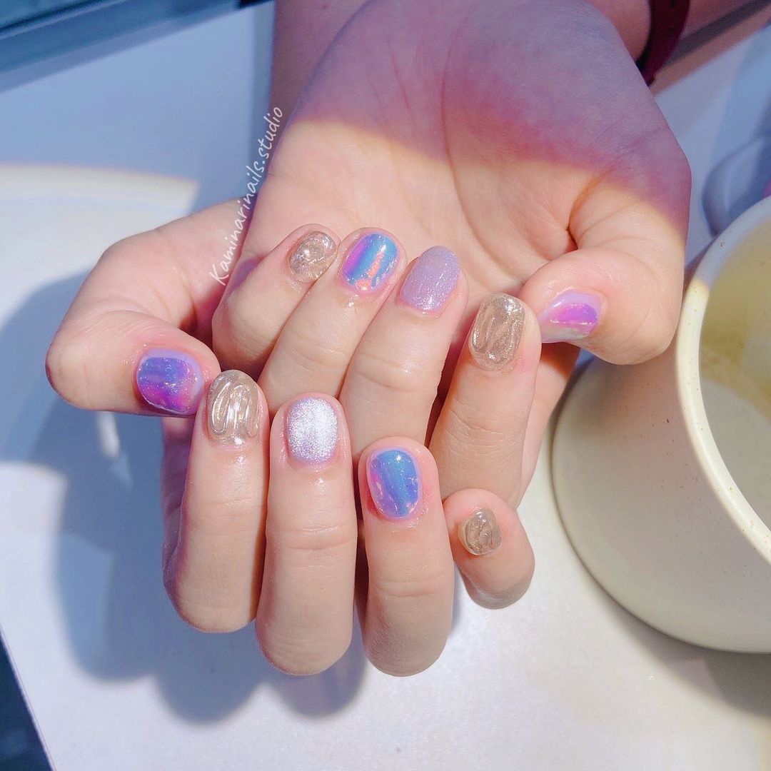 เล็บ สีลูกแก้ว