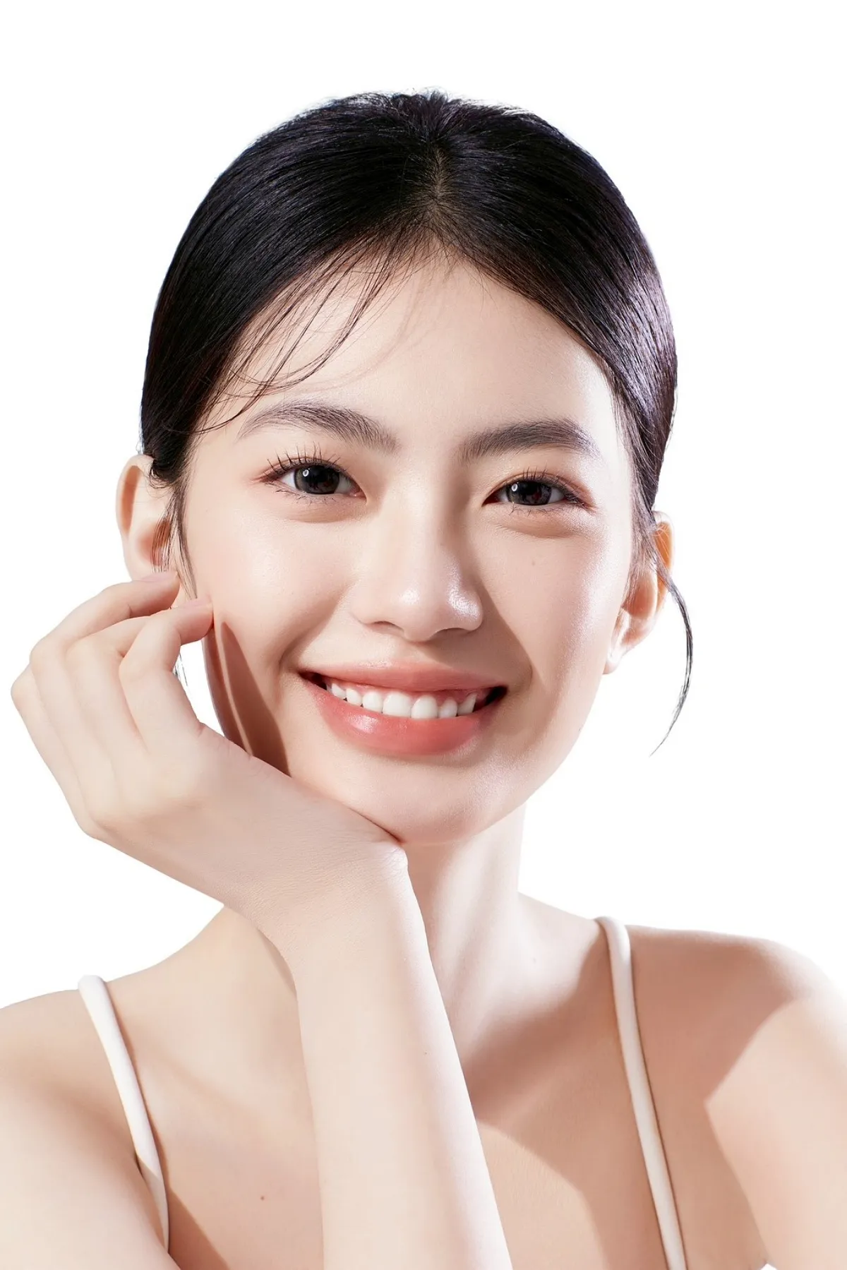 นางแบบงานผิว Cloud skin ที่ได้โปรแกรม Xtherma ช่วยดูแลผิวให้กระชับ
