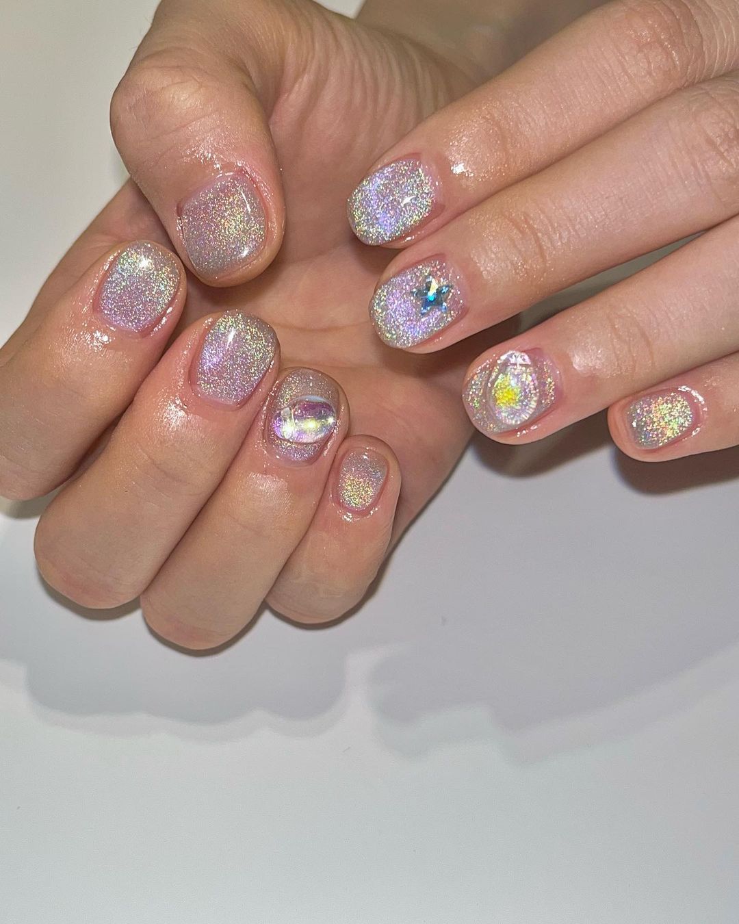 เล็บ สีลูกแก้ว