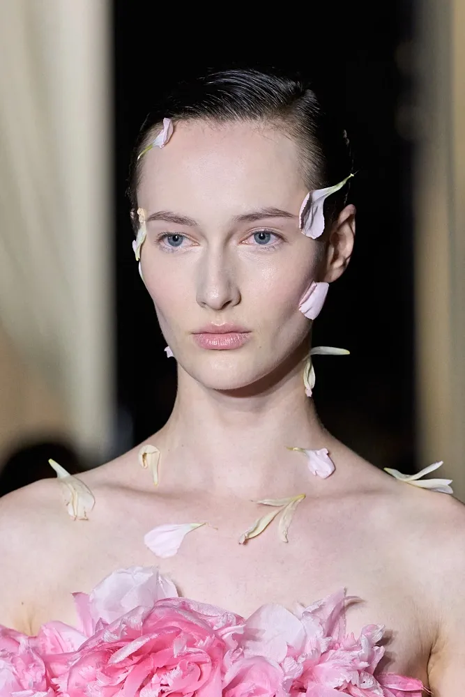 Giambattista Valli Couture fall winter 2024 beauty looks