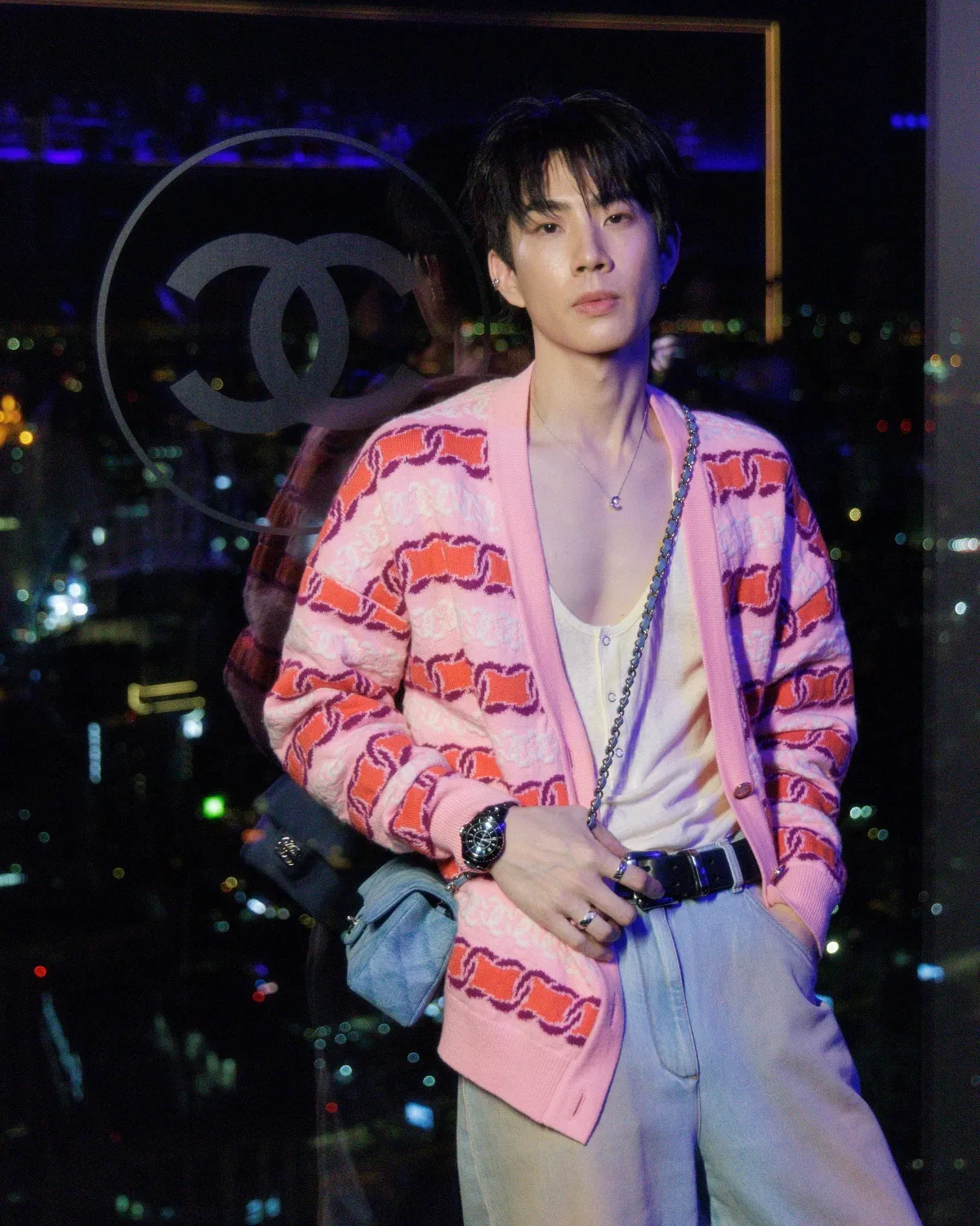 อ๊อฟ-จุมพล  l'exclusif chanel 
 
