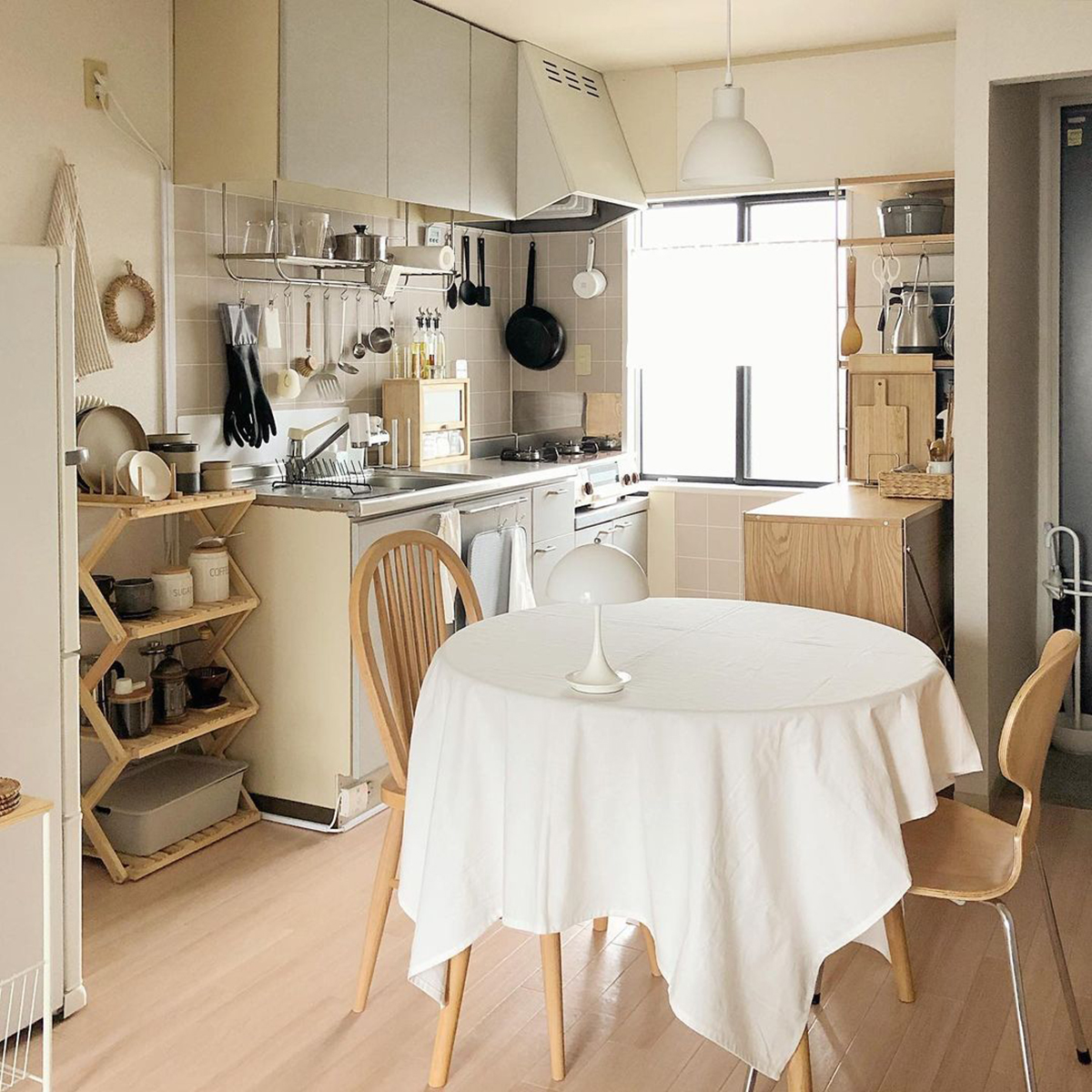 minimal kitchen