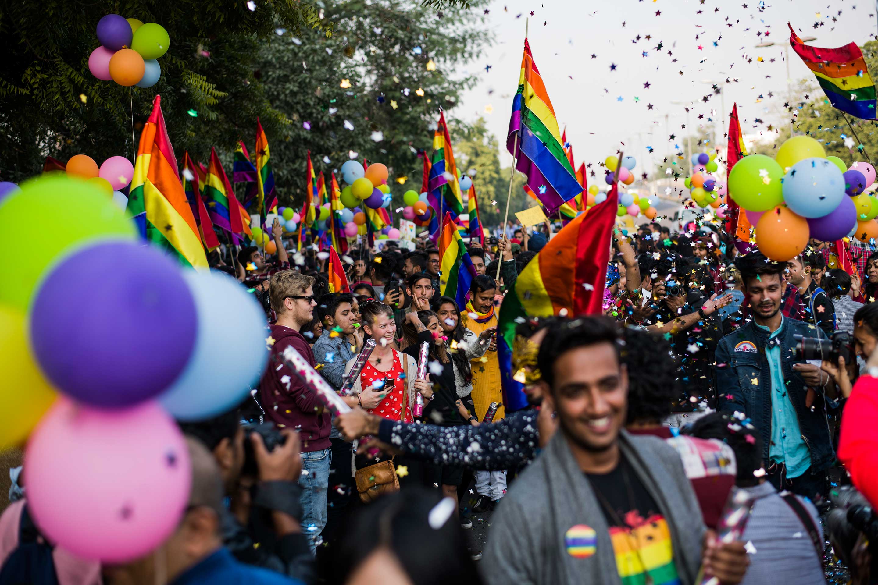 โว้กเปลี่ยนโลโก้ แสดงจุดยืนพร้อมต่อสู้เคียงข้างกลุ่ม Lgbtq และ กลุ่ม