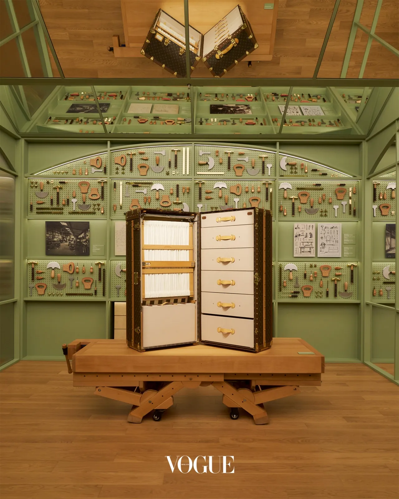 Gallery 32