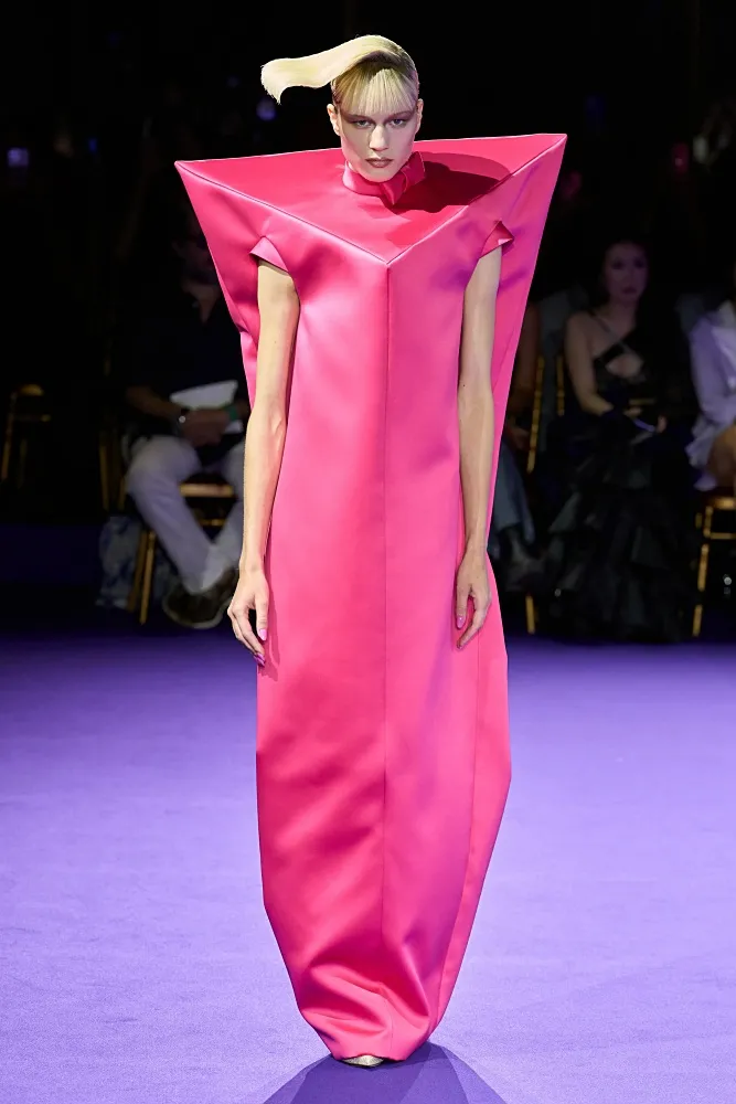 Viktor & Rolf couture fall winter 2024