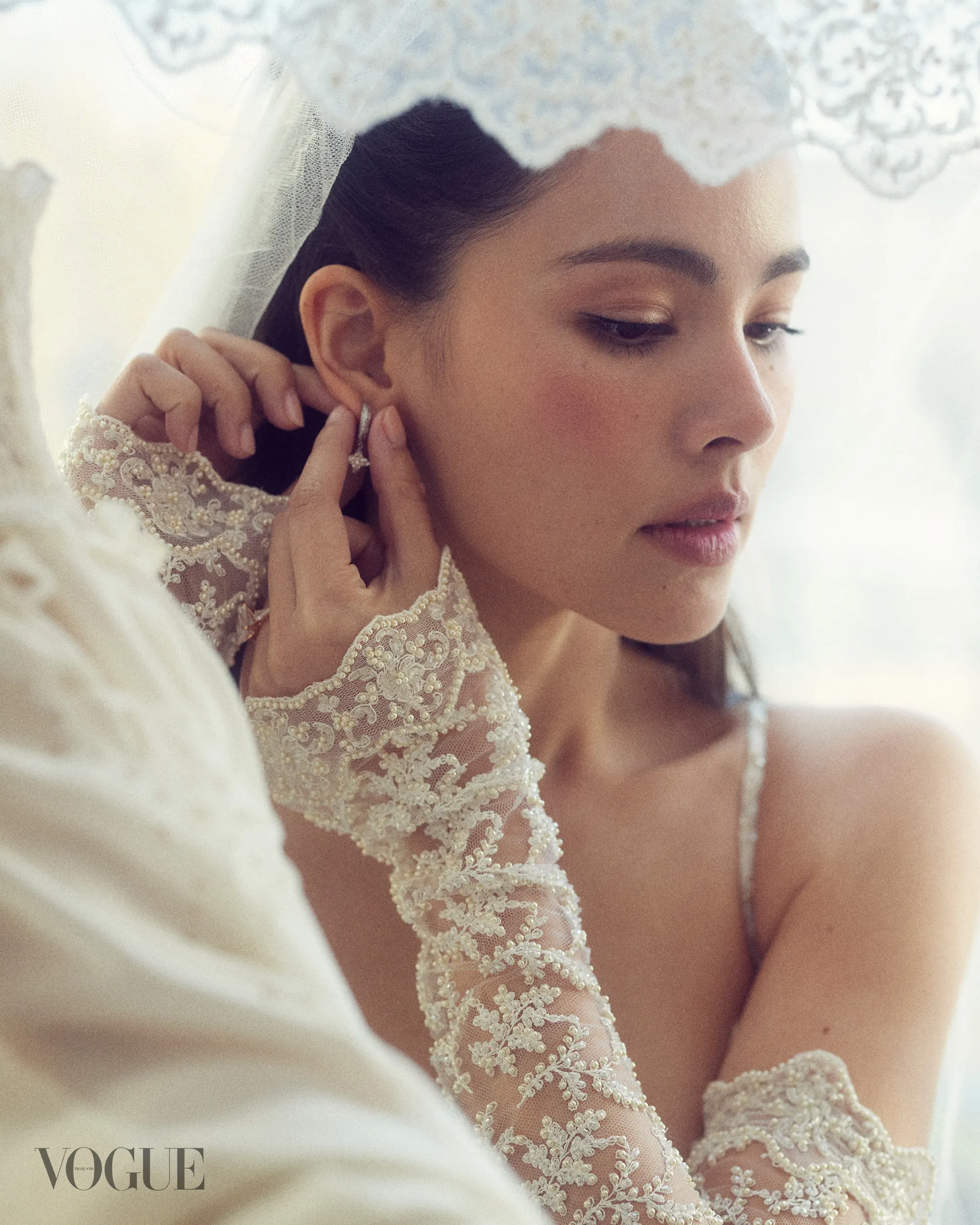 ชุดแต่งงาน 'ญาญ่า-อุรัสยา' จาก Louis Vuitton ณ งานแต่งณเดชน์ญาญ่า ประเทศนอร์เวย์
