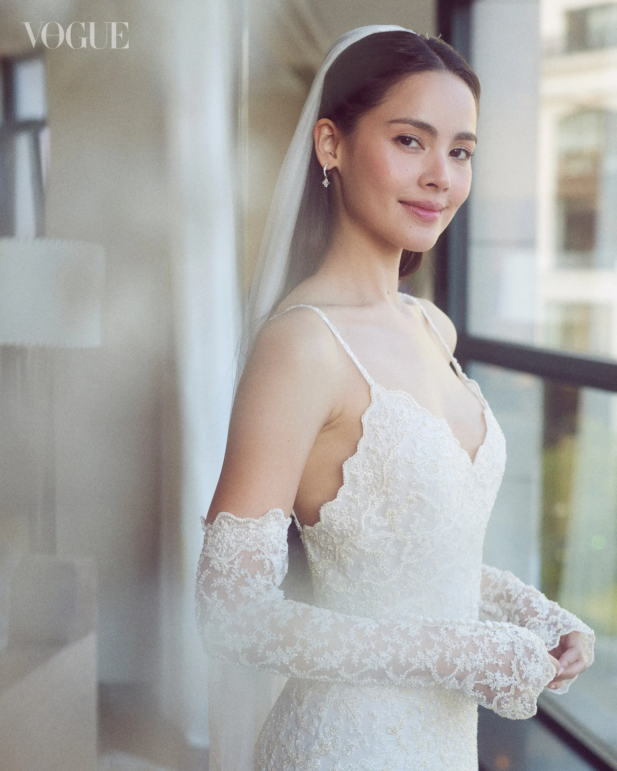 ชุดแต่งงาน 'ญาญ่า-อุรัสยา' จาก Louis Vuitton ณ งานแต่งณเดชน์ญาญ่า ประเทศนอร์เวย์