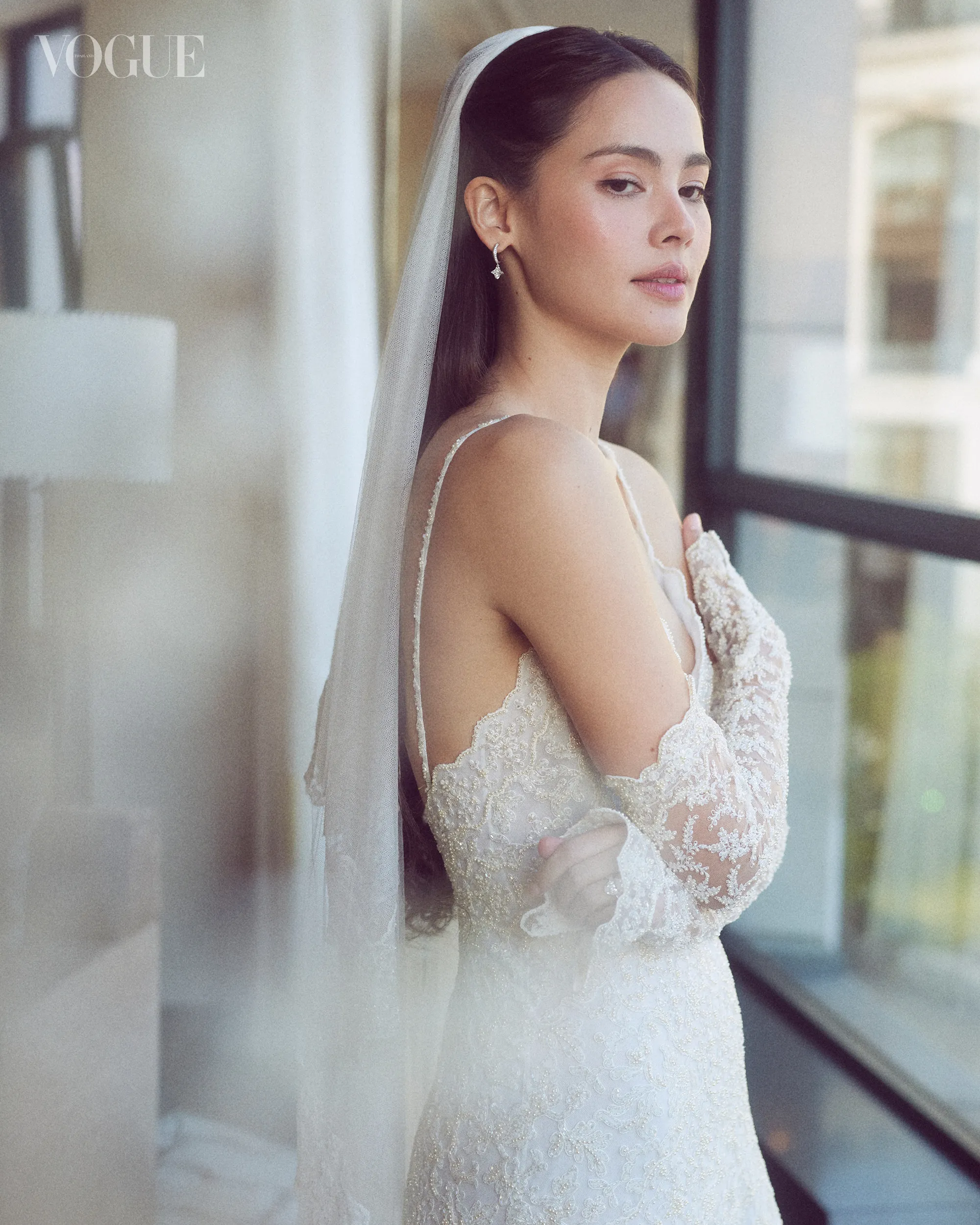 ชุดแต่งงาน 'ญาญ่า-อุรัสยา' จาก Louis Vuitton ณ งานแต่งณเดชน์ญาญ่า ประเทศนอร์เวย์