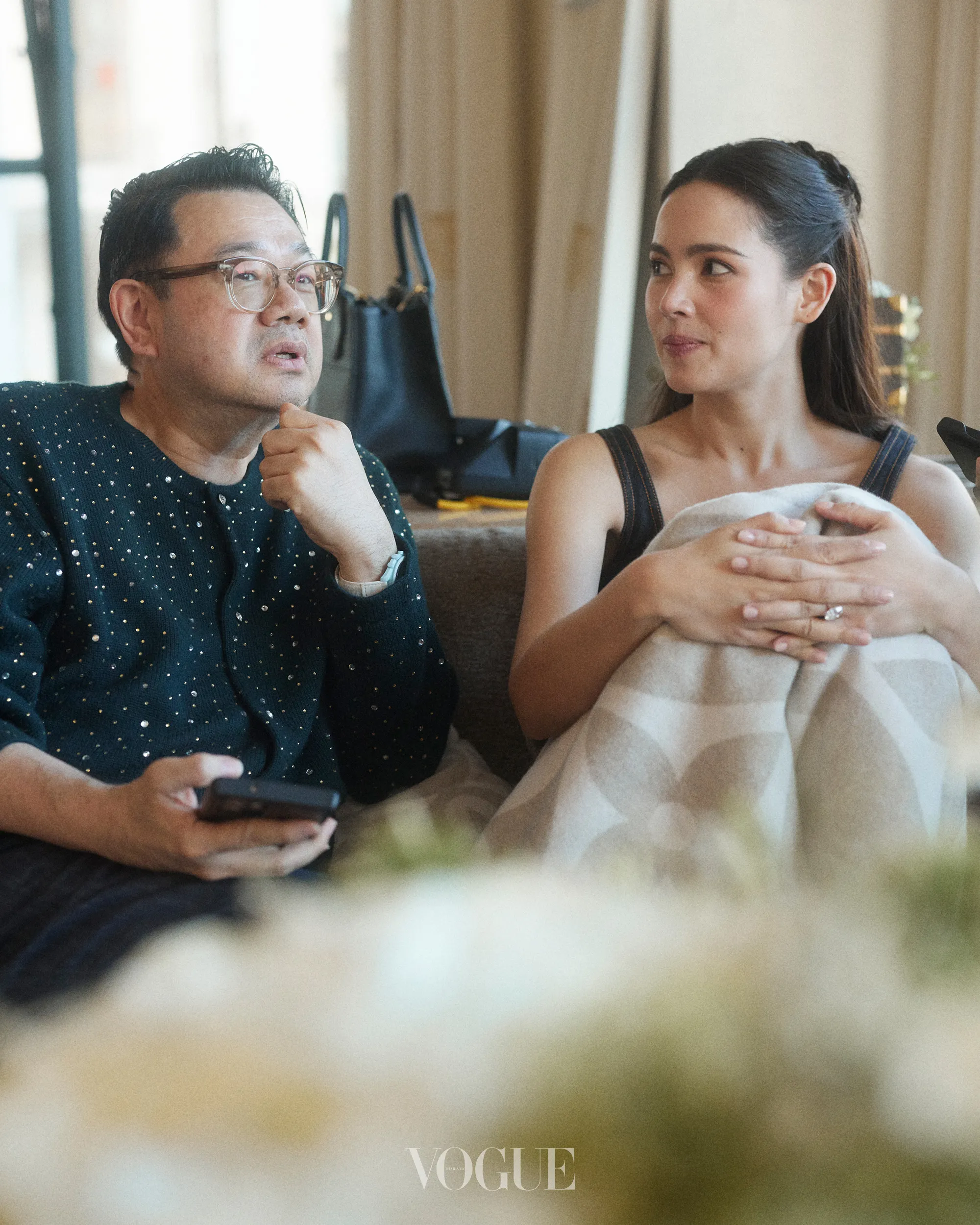 'กุลวิทย์-เลาสุขศรี' บรรณาธิการบริหารโว้กประเทศไทย และ 'ญาญ่า-อุรัสยา'