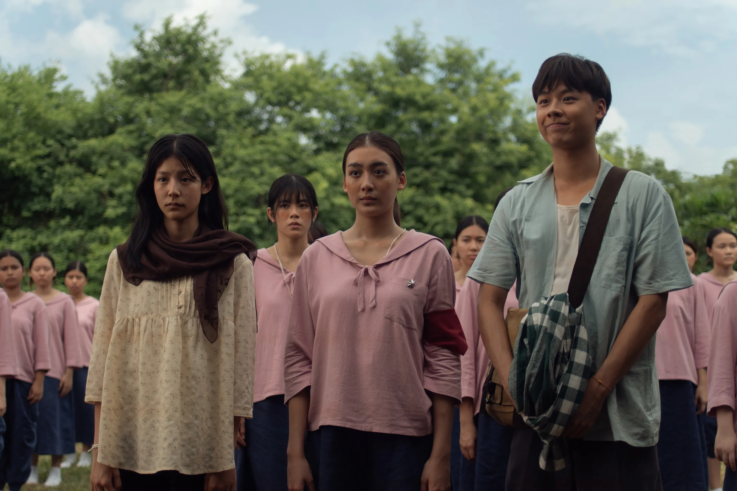 ใบปอ-เพิร์ธ-จั๊มพ์ จากภาพยนตร์เรื่อง แม่ซื้อ
