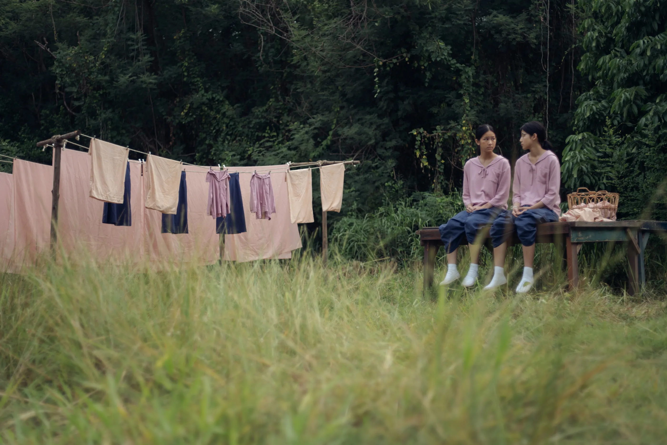 ใบปอ-เพิร์ธ-จั๊มพ์ จากภาพยนตร์เรื่อง แม่ซื้อ